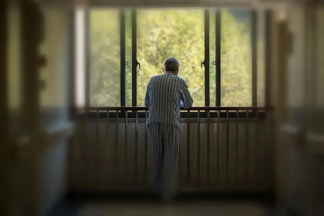 父女俩双双确诊癌症！肠息肉警惕结直肠癌